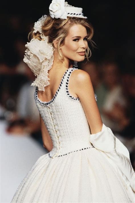 claudia schiffer chanel wedding dress|claudia schiffer married.